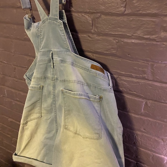Overalls - Picture 2 of 4